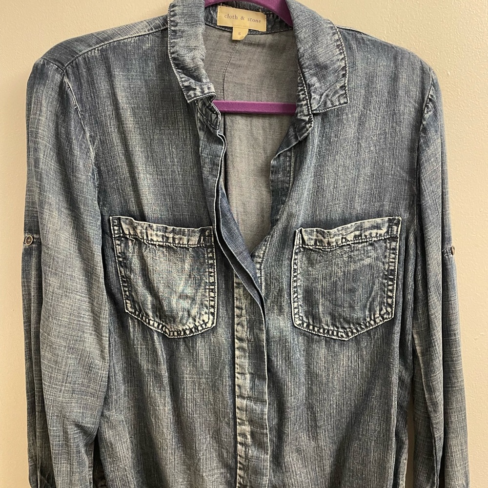Cloth and stone size s soft denim shirt